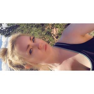 Meet your Posher, Becki